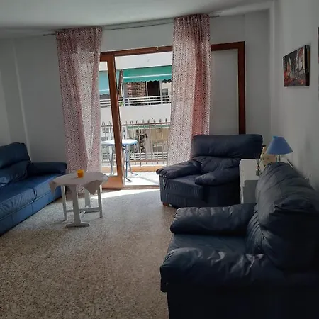 Holiday home Piso De 4 Habitaciones A 50 Metros De La Playa El Acequion, Torrevieja *